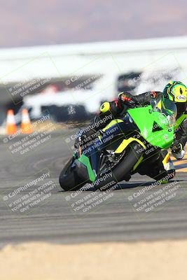 media/Jan-14-2024-SoCal Trackdays (Sun) [[2e55ec21a6]]/Turn 16 Set 2 (1125am)/